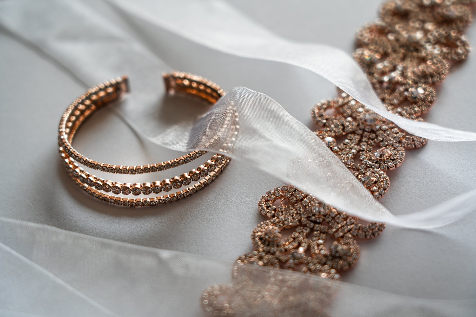 Новогодняя распродажа в MIUZ diamonds: скидки до 60% на украшения Новогодняя распродажа в MIUZ diamonds: скидки до 60% на украшения
